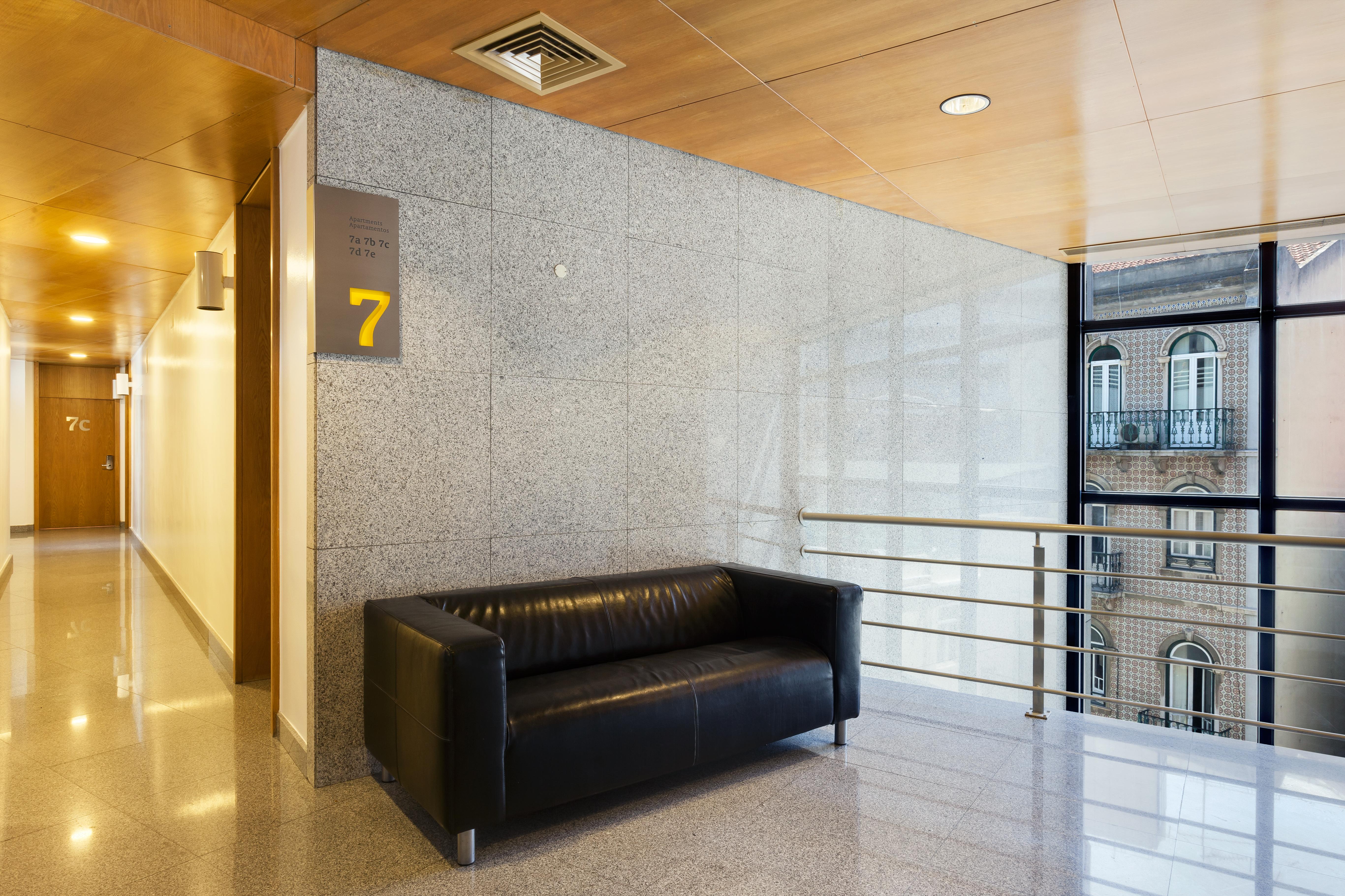 Hello Lisbon Marques De Pombal Apartments Екстер'єр фото
